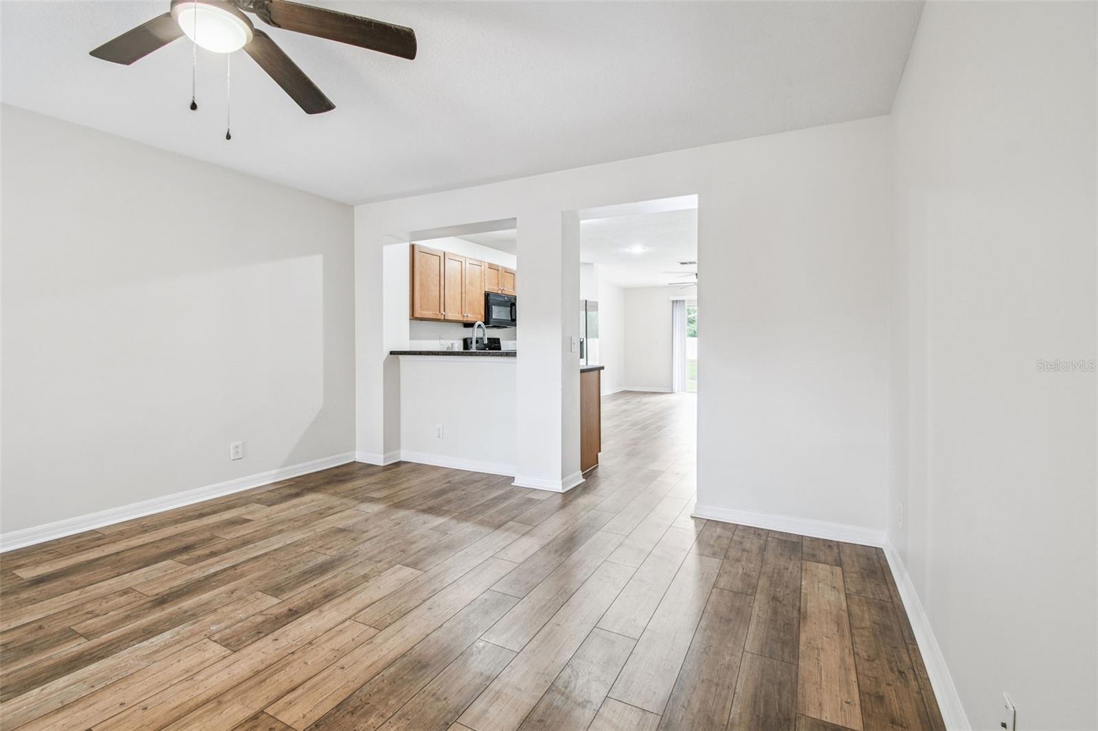 Image 10 of 47 For 10841 Lake Saint Charles Boulevard