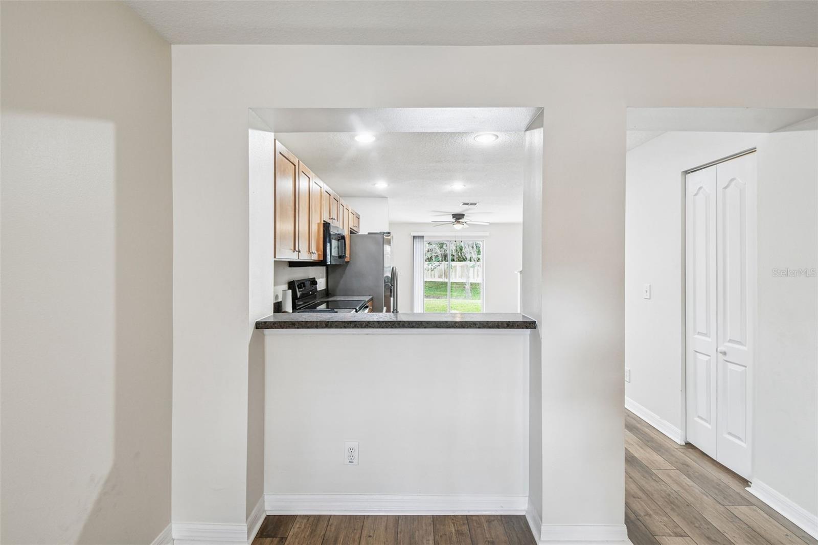 Image 13 of 47 For 10841 Lake Saint Charles Boulevard