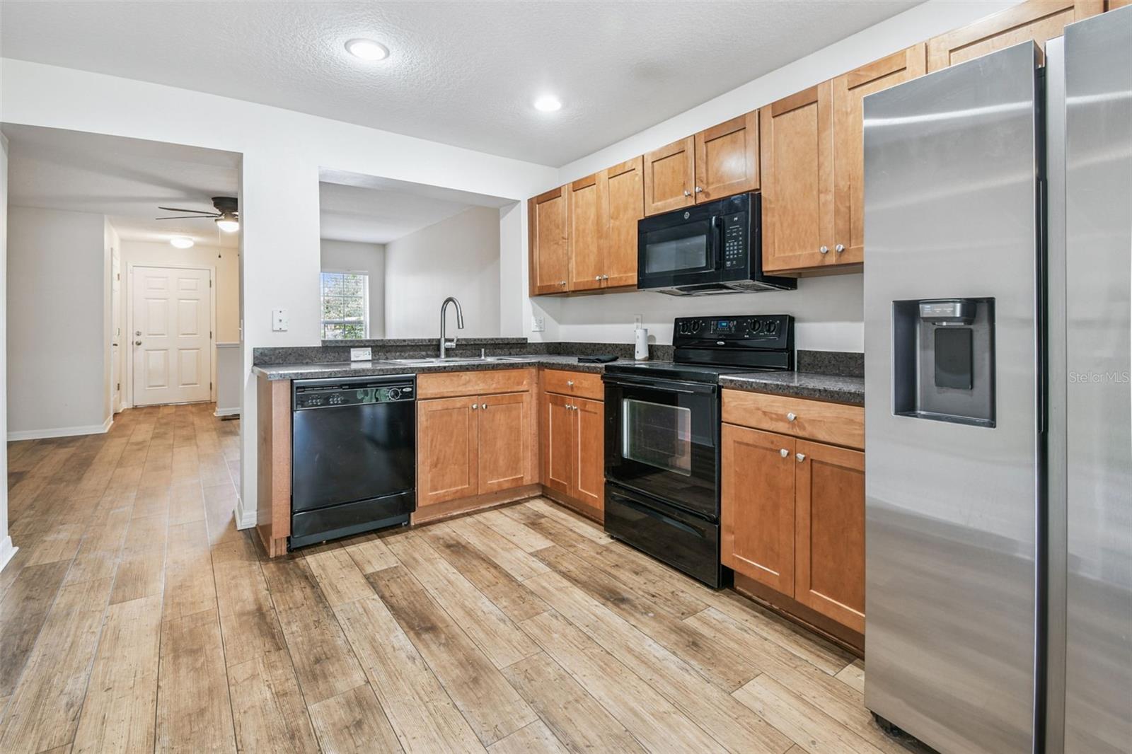 Image 15 of 47 For 10841 Lake Saint Charles Boulevard