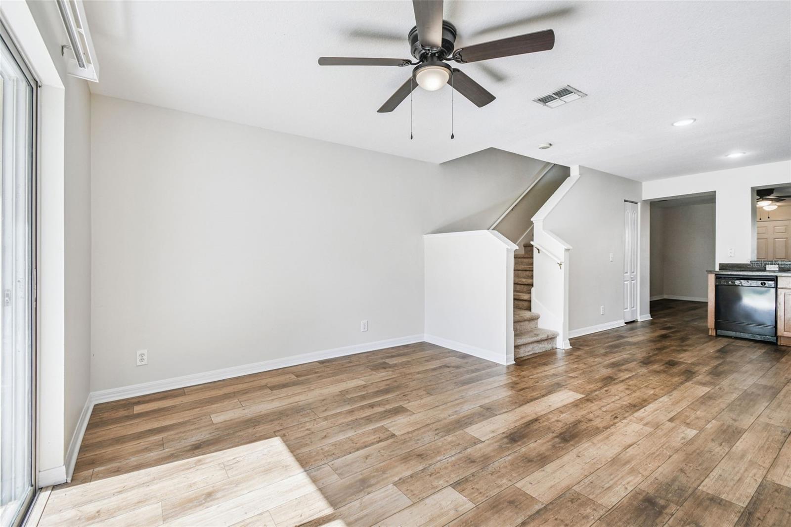 Image 22 of 47 For 10841 Lake Saint Charles Boulevard