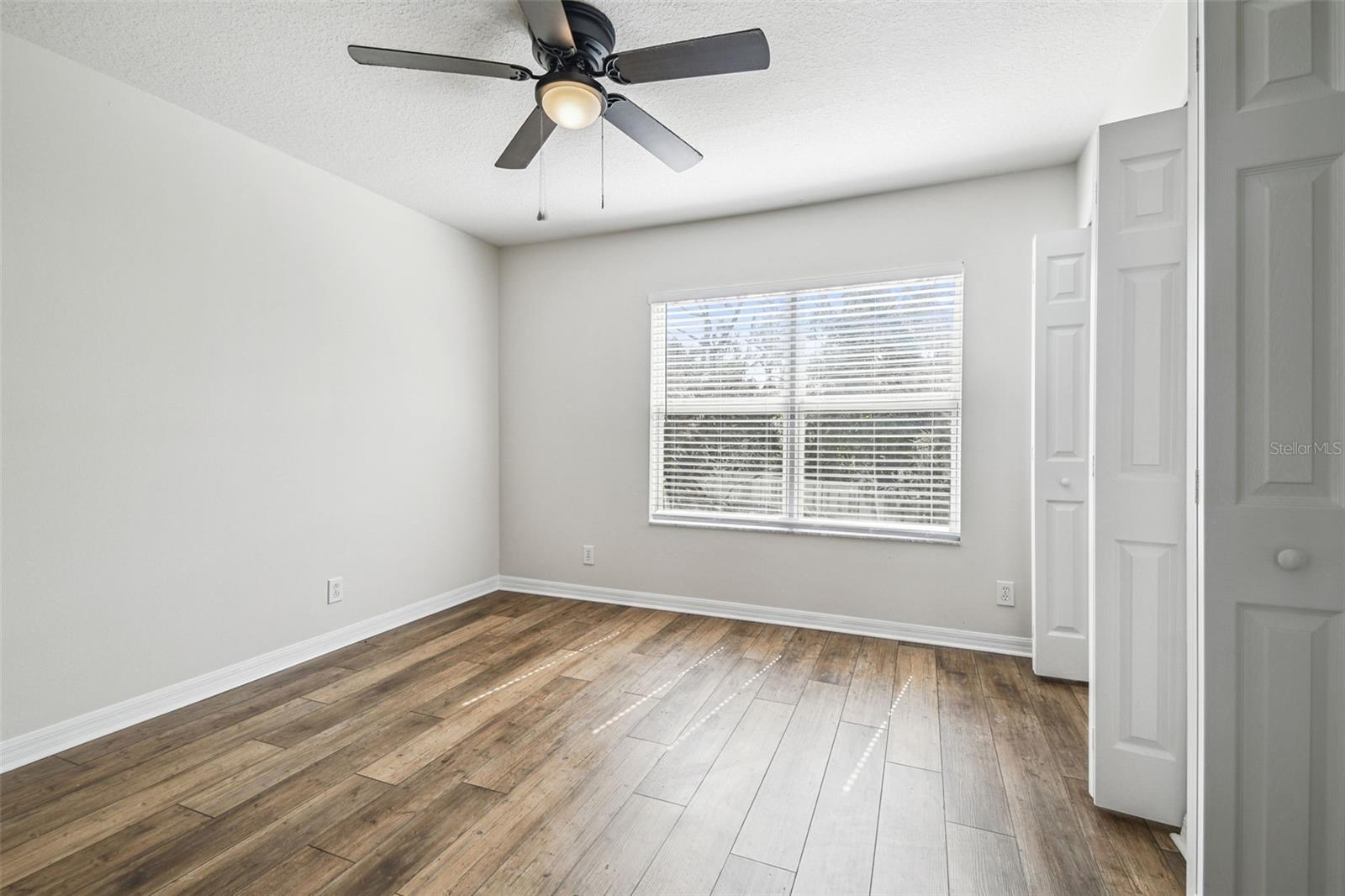 Image 26 of 47 For 10841 Lake Saint Charles Boulevard