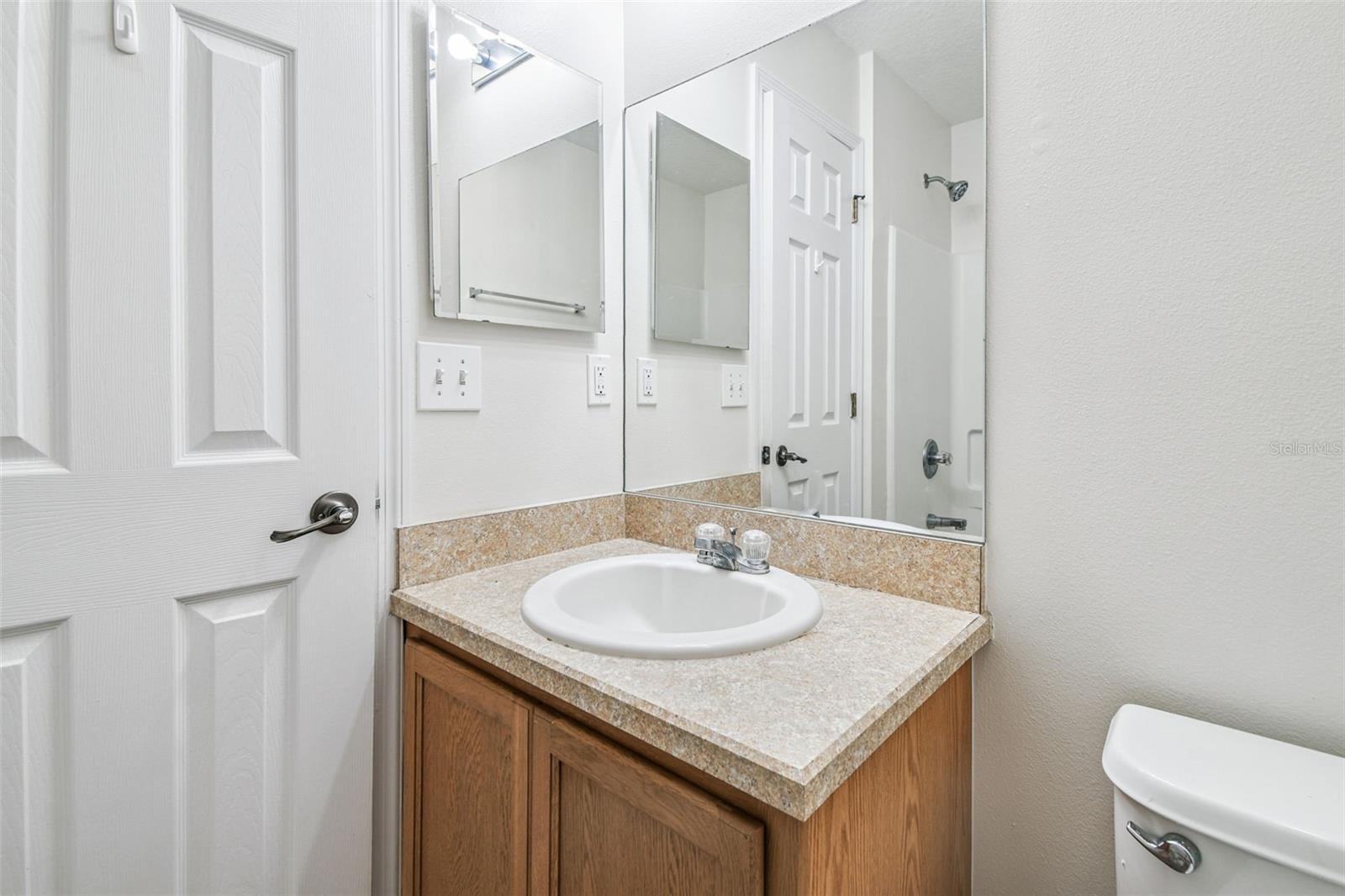 Image 31 of 47 For 10841 Lake Saint Charles Boulevard