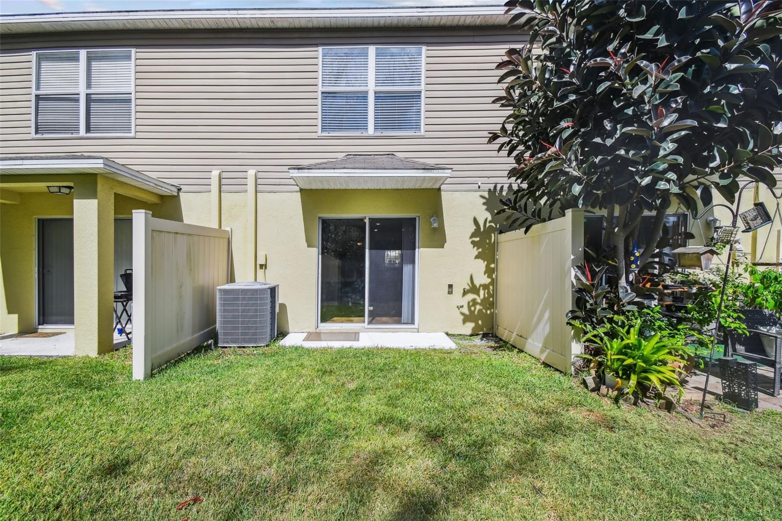 Image 37 of 47 For 10841 Lake Saint Charles Boulevard