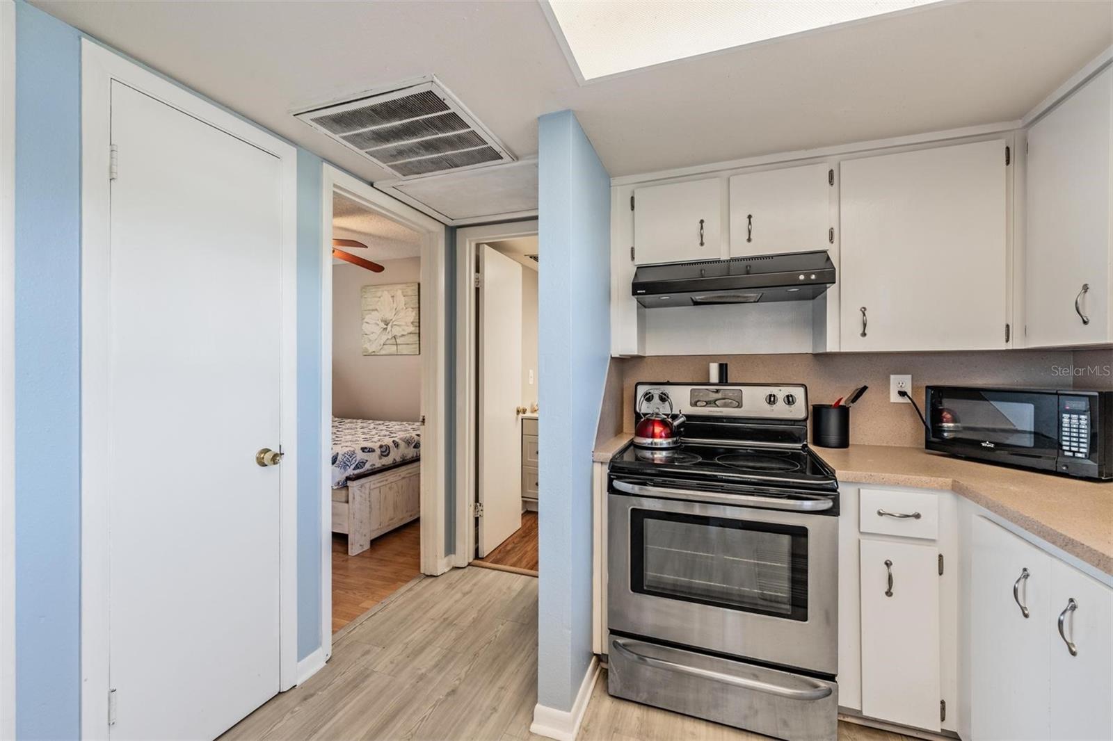 Image 5 of 26 For 208 Canal Street