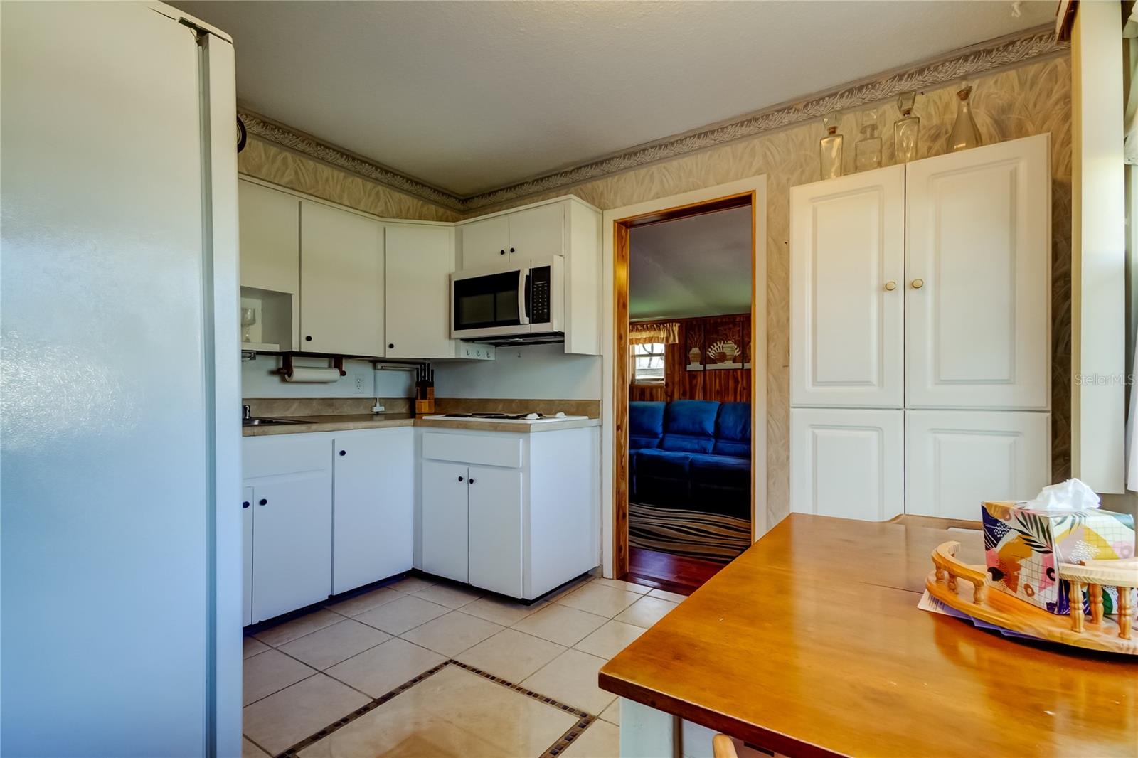 Image 10 of 42 For 4122 36th Avenue N