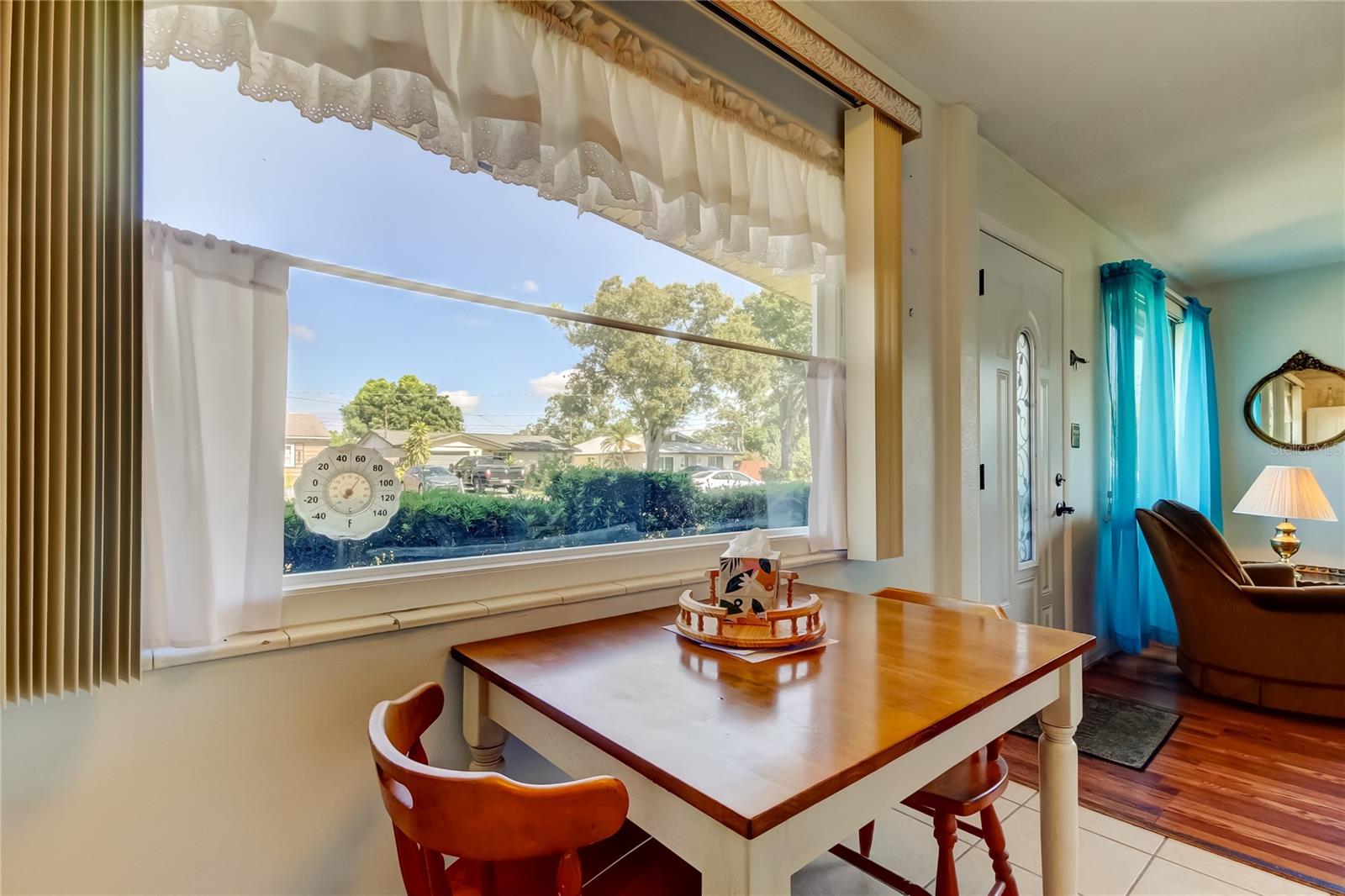 Image 11 of 42 For 4122 36th Avenue N