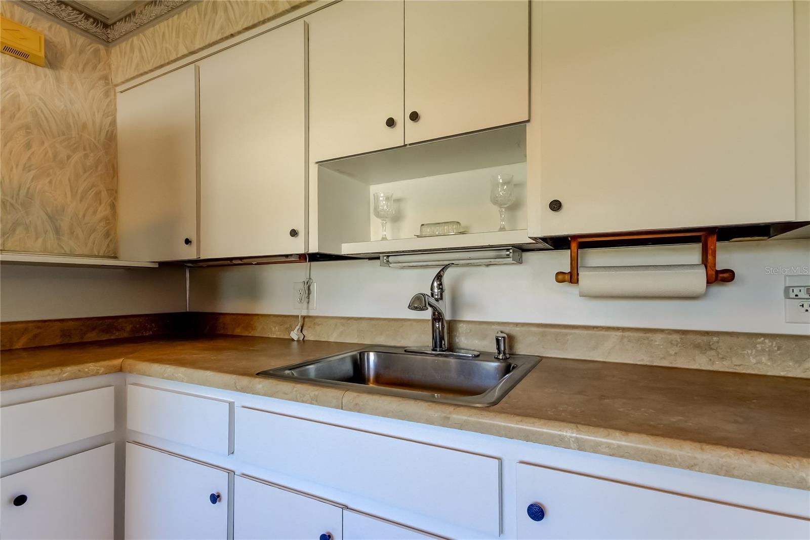 Image 13 of 42 For 4122 36th Avenue N