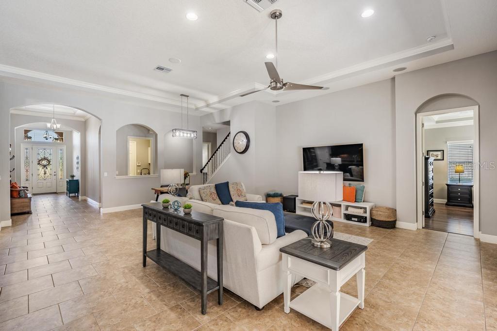 Image 18 of 68 For 19402 Autumn Chase Court