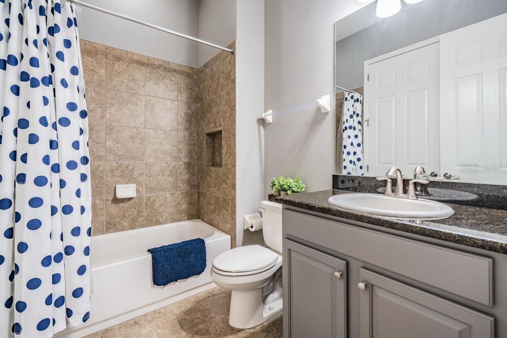 Image 31 of 68 For 19402 Autumn Chase Court