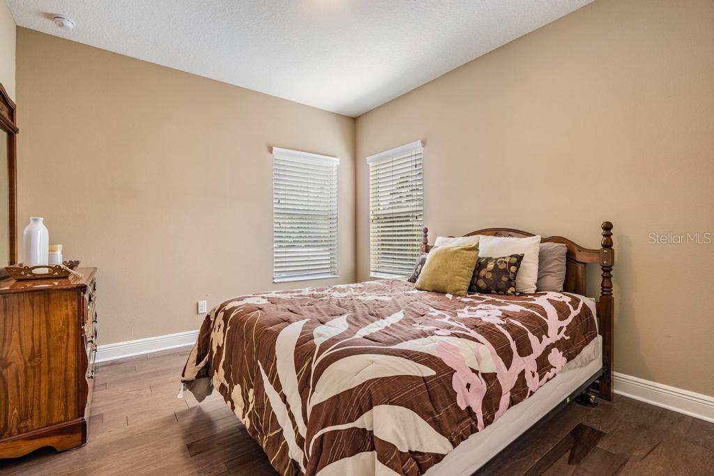 Image 35 of 68 For 19402 Autumn Chase Court