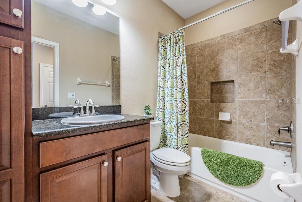 Image 36 of 68 For 19402 Autumn Chase Court