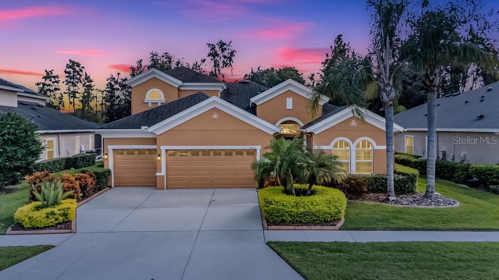 Image 51 of 68 For 19402 Autumn Chase Court