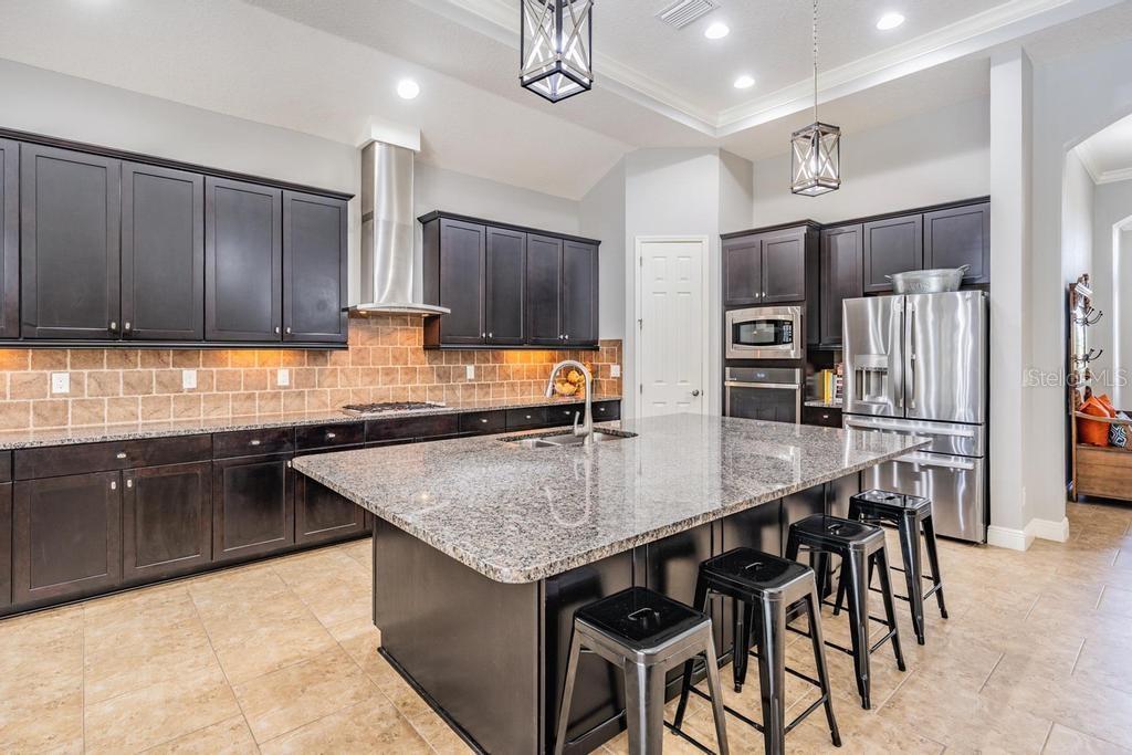 Image 9 of 68 For 19402 Autumn Chase Court