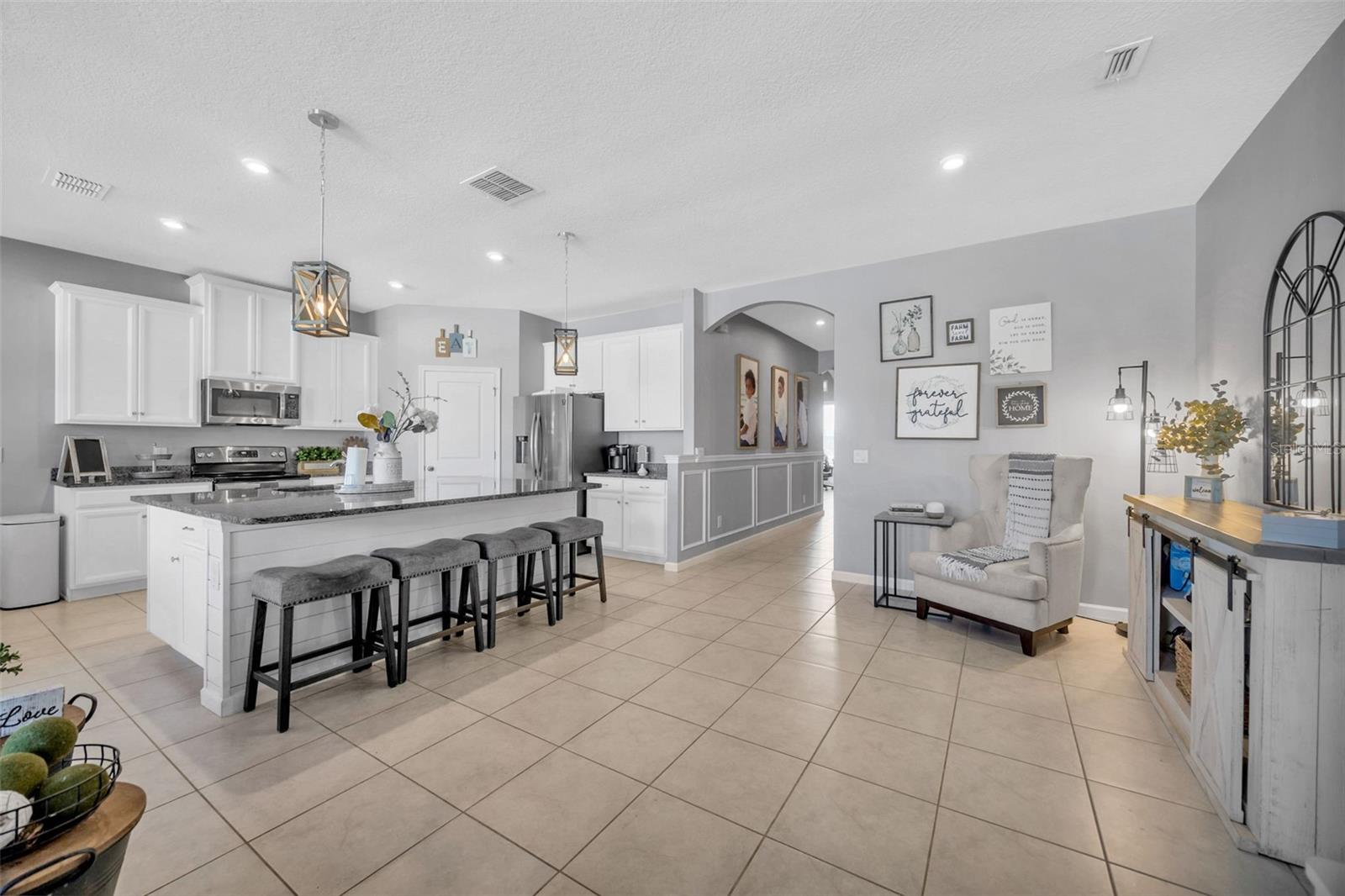 Image 13 of 39 For 8512 Orchard Grass Street