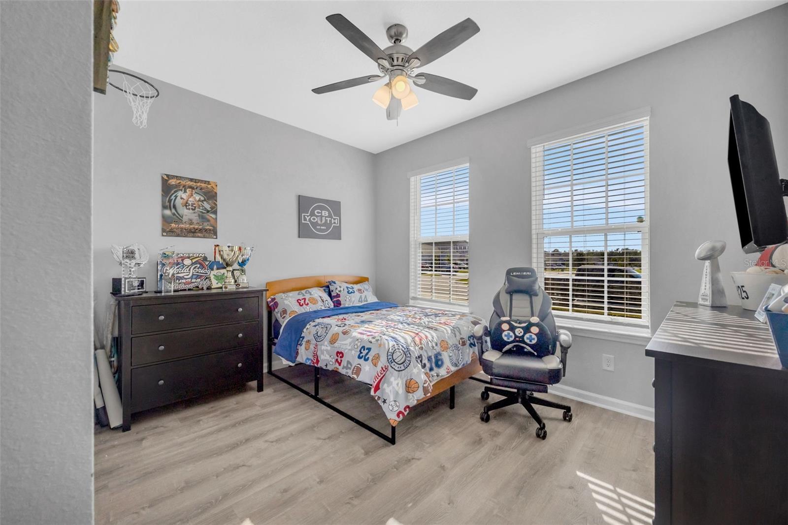 Image 23 of 39 For 8512 Orchard Grass Street