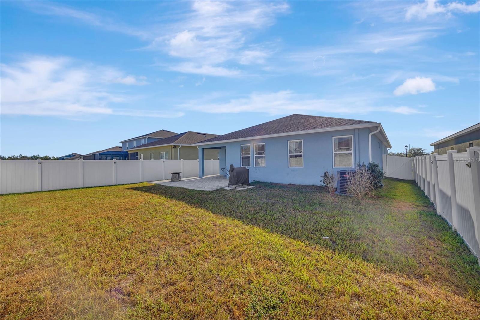 Image 32 of 39 For 8512 Orchard Grass Street