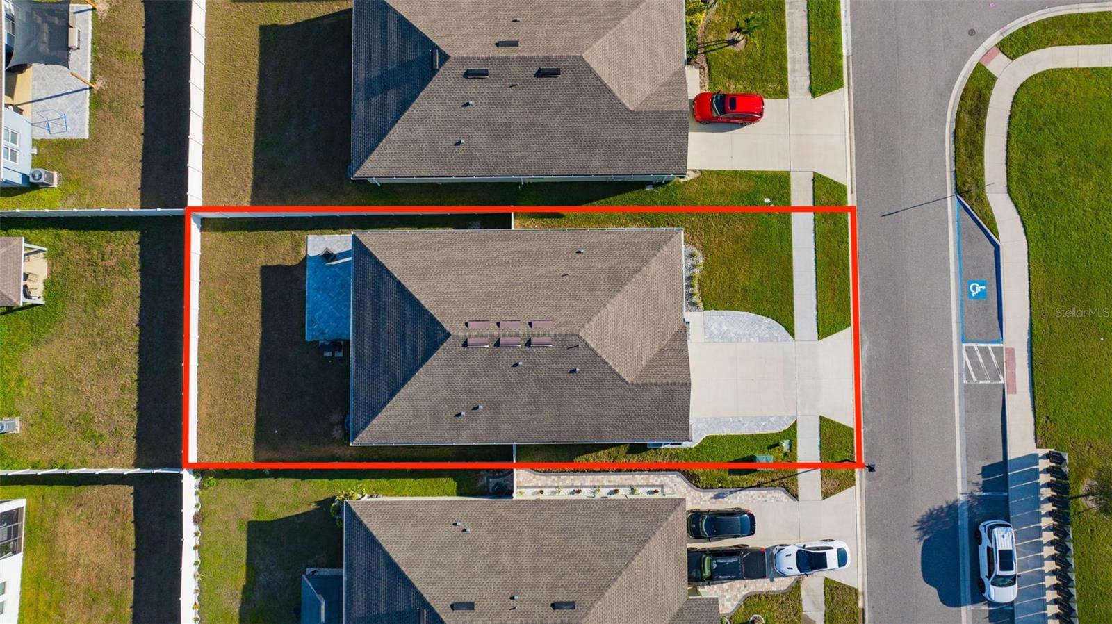 Image 34 of 39 For 8512 Orchard Grass Street