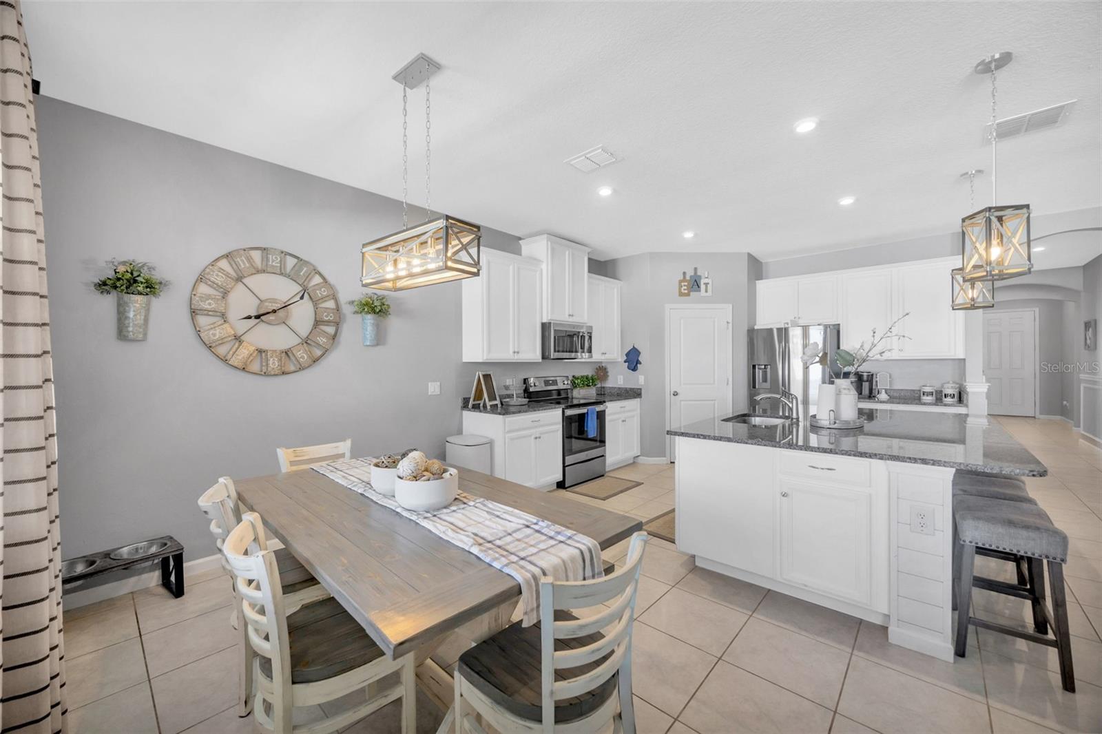 Image 8 of 39 For 8512 Orchard Grass Street