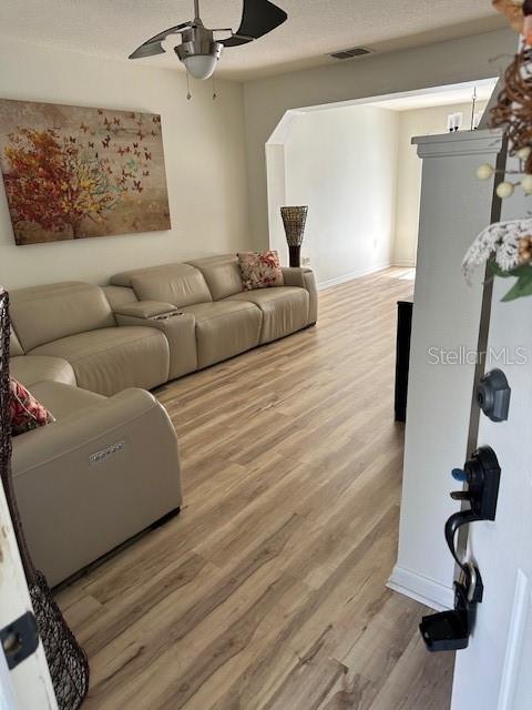 Image 5 of 28 For 2905 Mojave Oak Drive