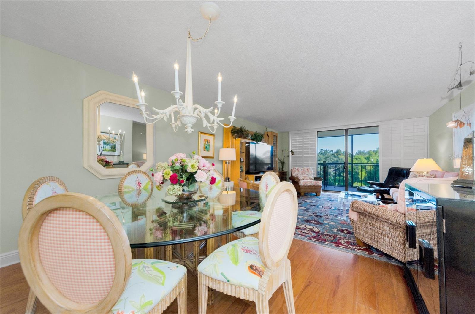 Image 10 of 46 For 220 Belleview Boulevard 305