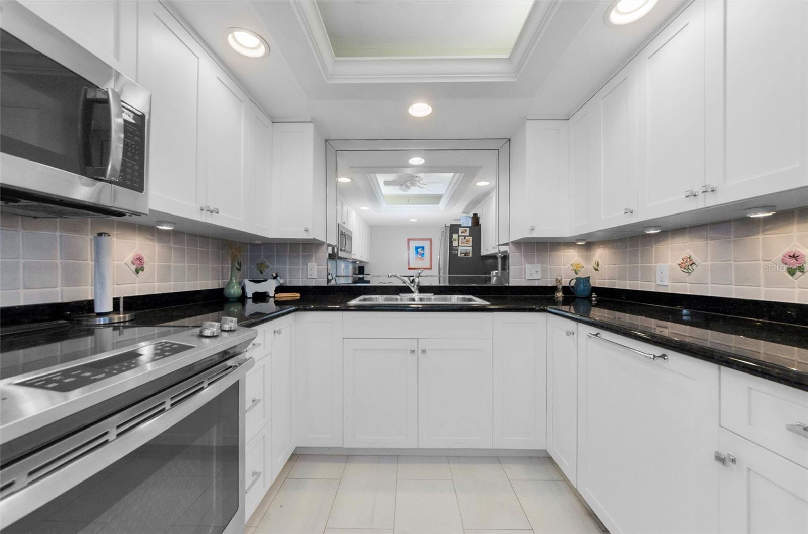 Image 14 of 46 For 220 Belleview Boulevard 305