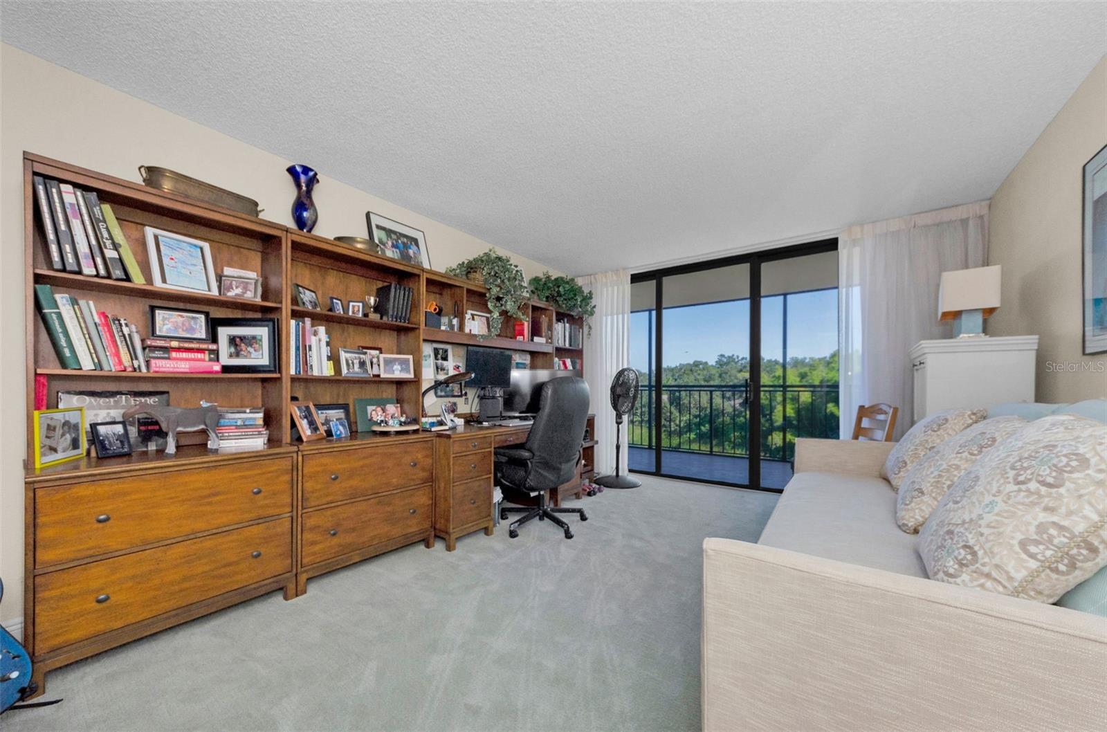 Image 26 of 46 For 220 Belleview Boulevard 305