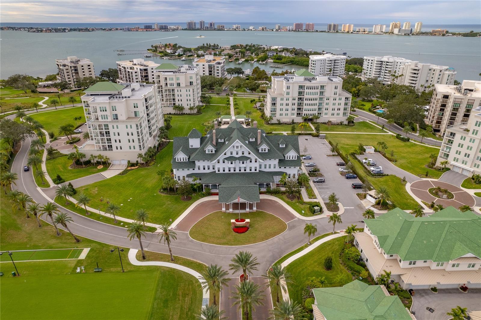 Image 41 of 46 For 220 Belleview Boulevard 305