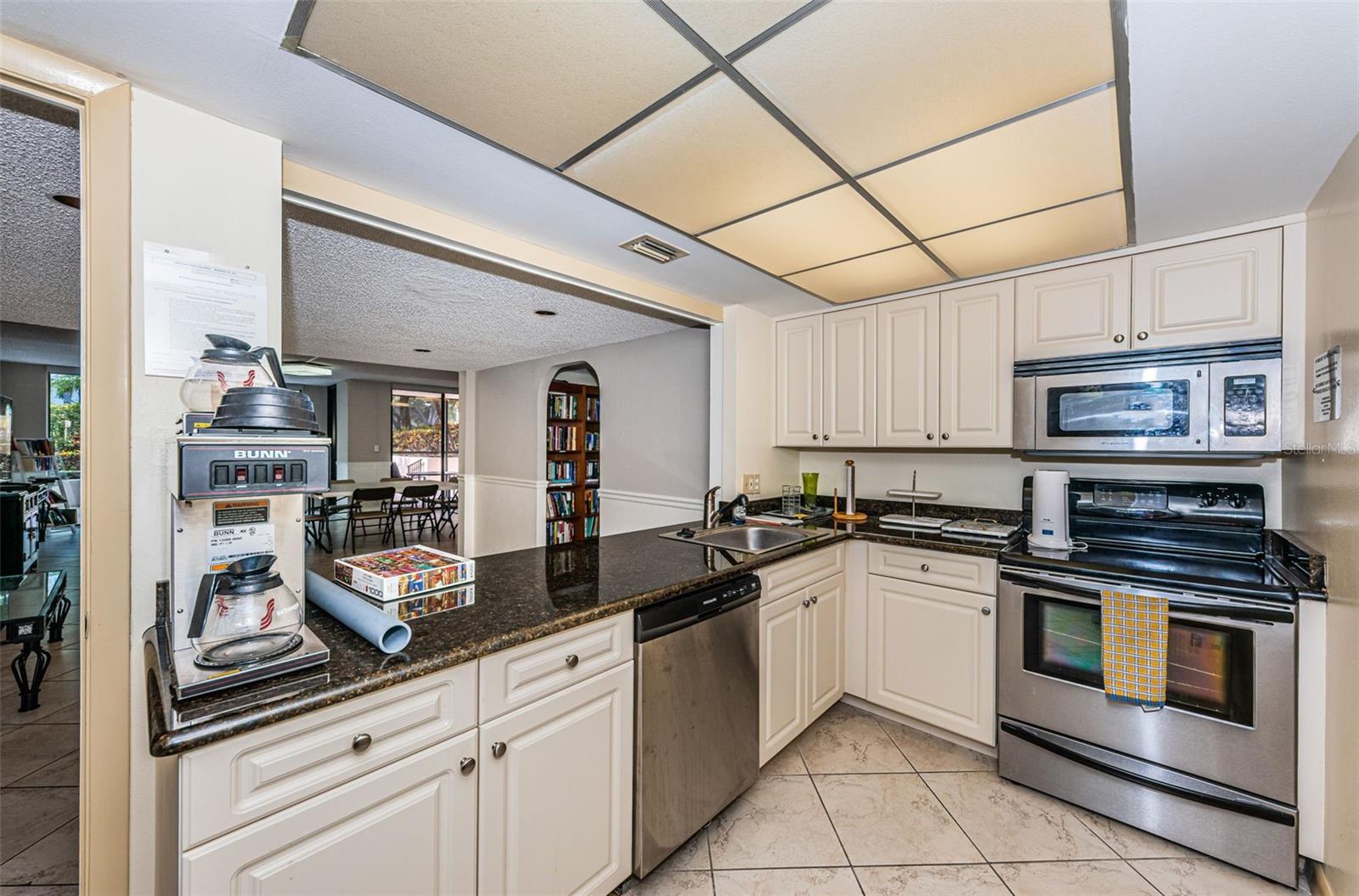 Image 43 of 46 For 220 Belleview Boulevard 305