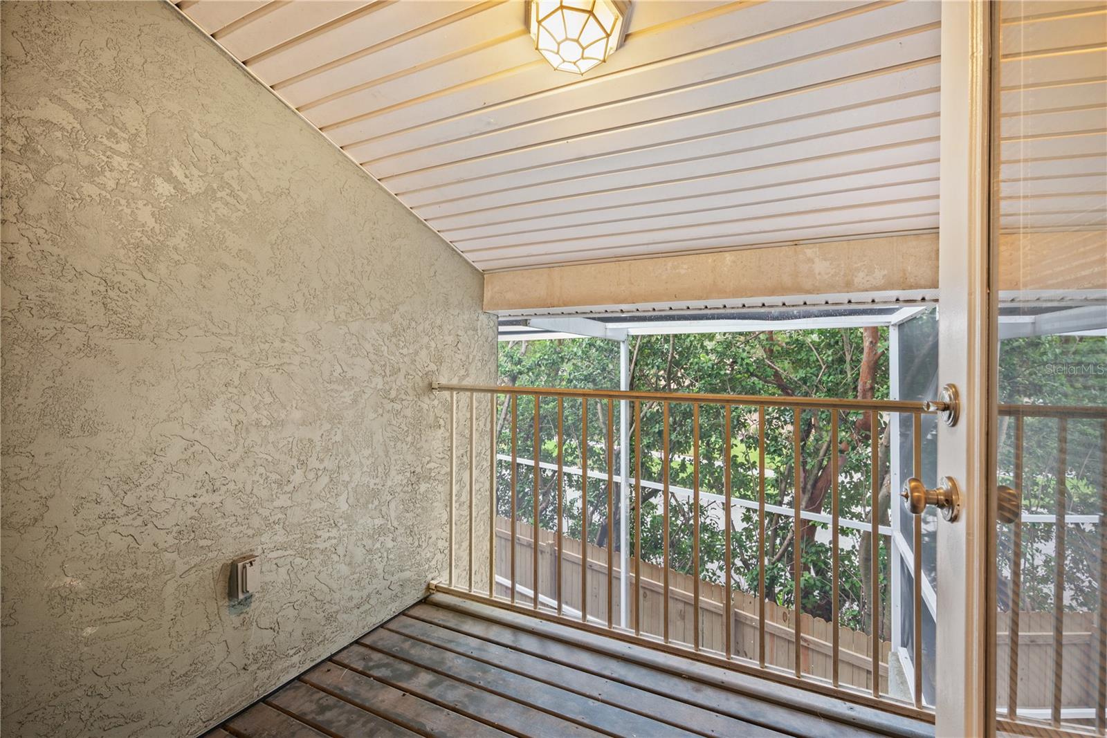 Image 14 of 27 For 13301 Arena Place