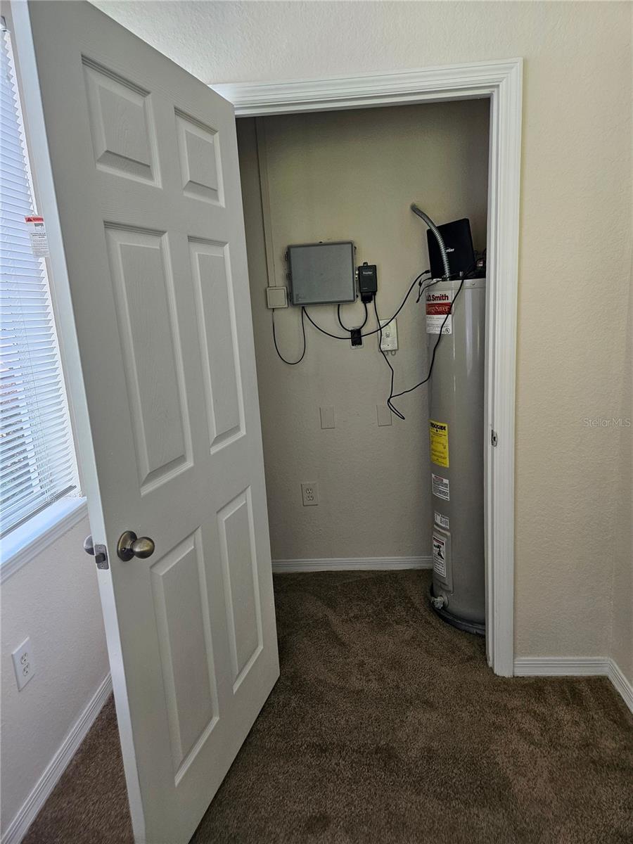 Image 10 of 18 For 18001 Richmond Place Drive 517