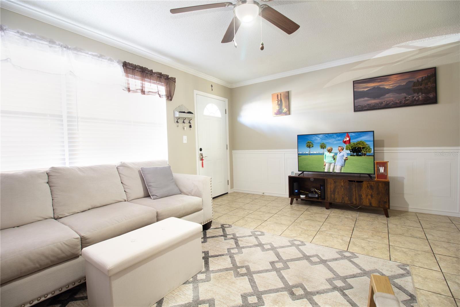 Image 4 of 25 For 5530 80th Street N C201