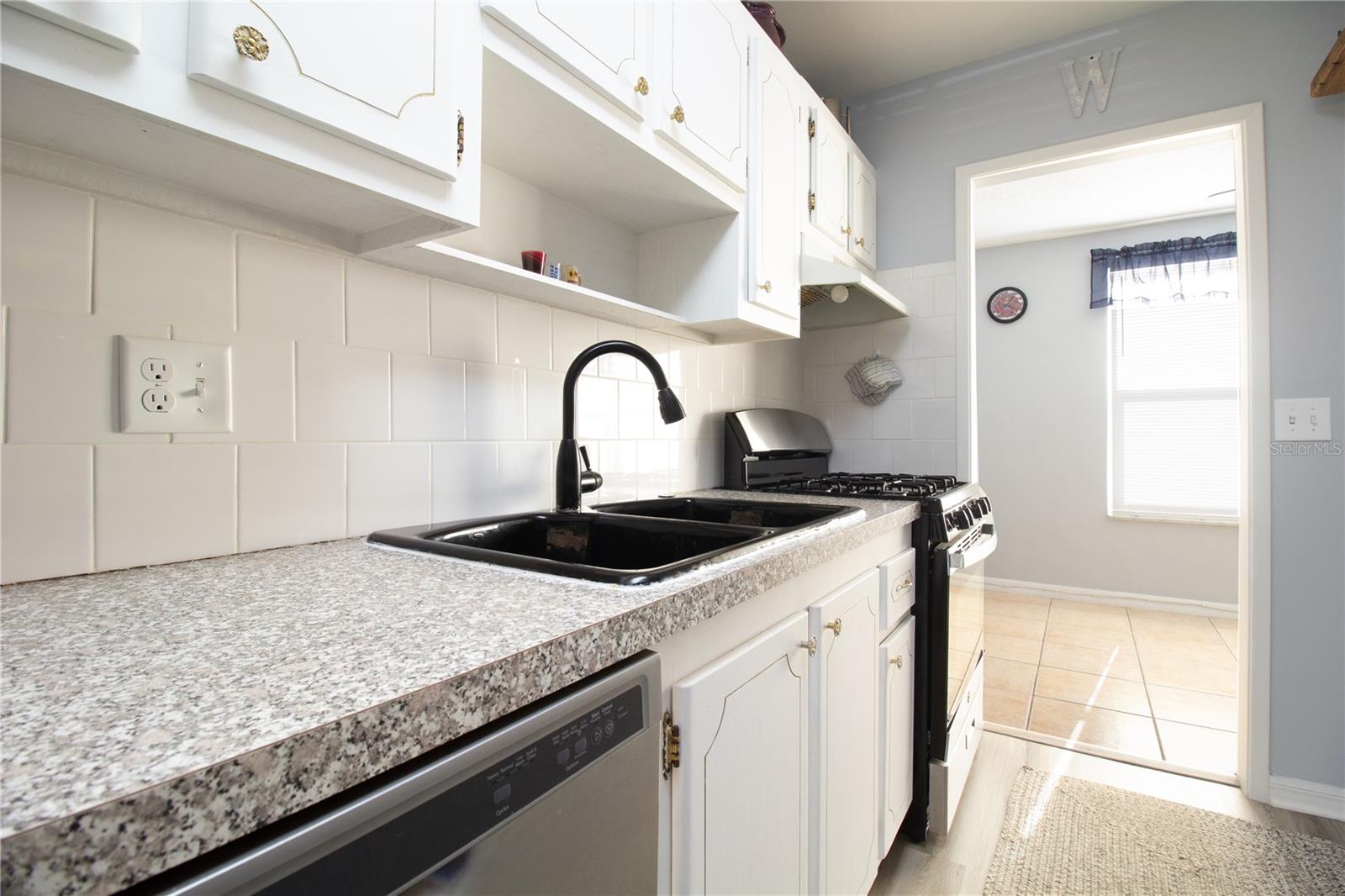 Image 8 of 25 For 5530 80th Street N C201