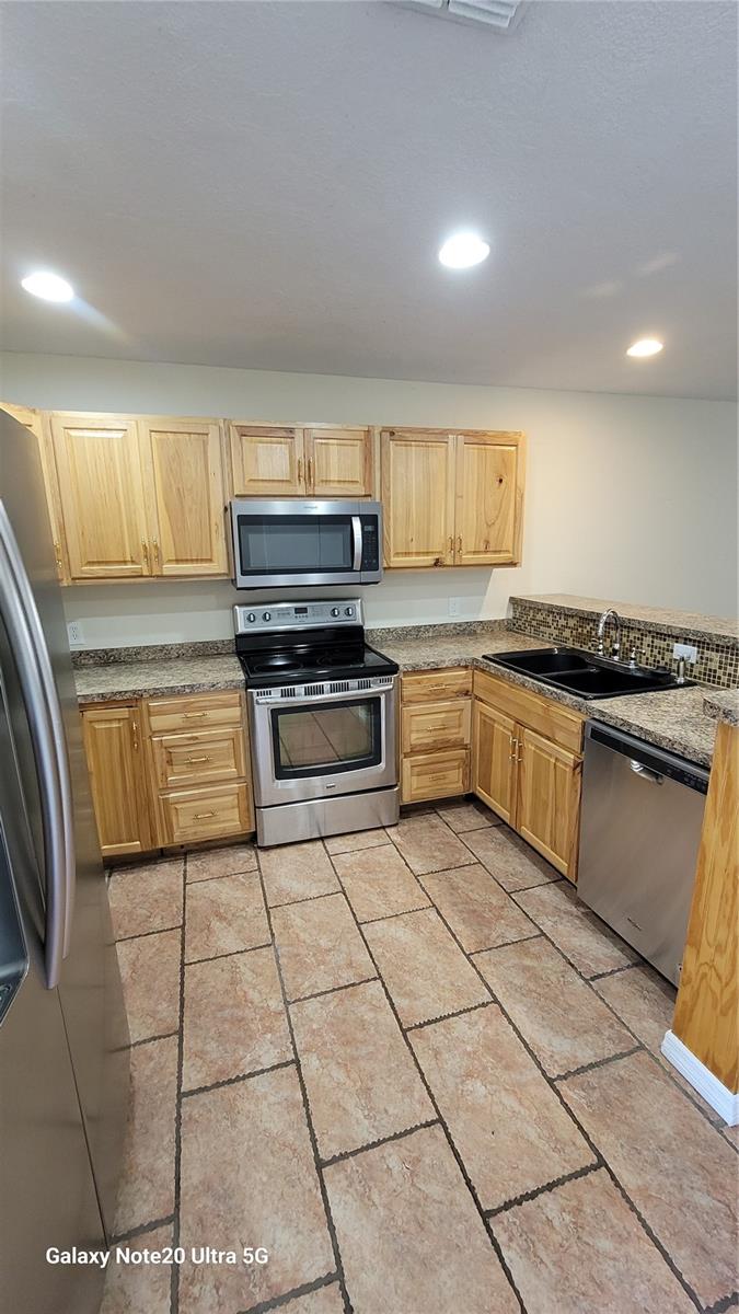 Image 3 of 11 For 11411 Pike Court 6