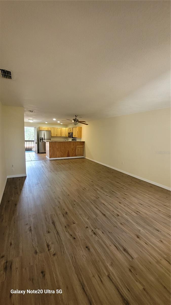 Image 5 of 11 For 11411 Pike Court 6