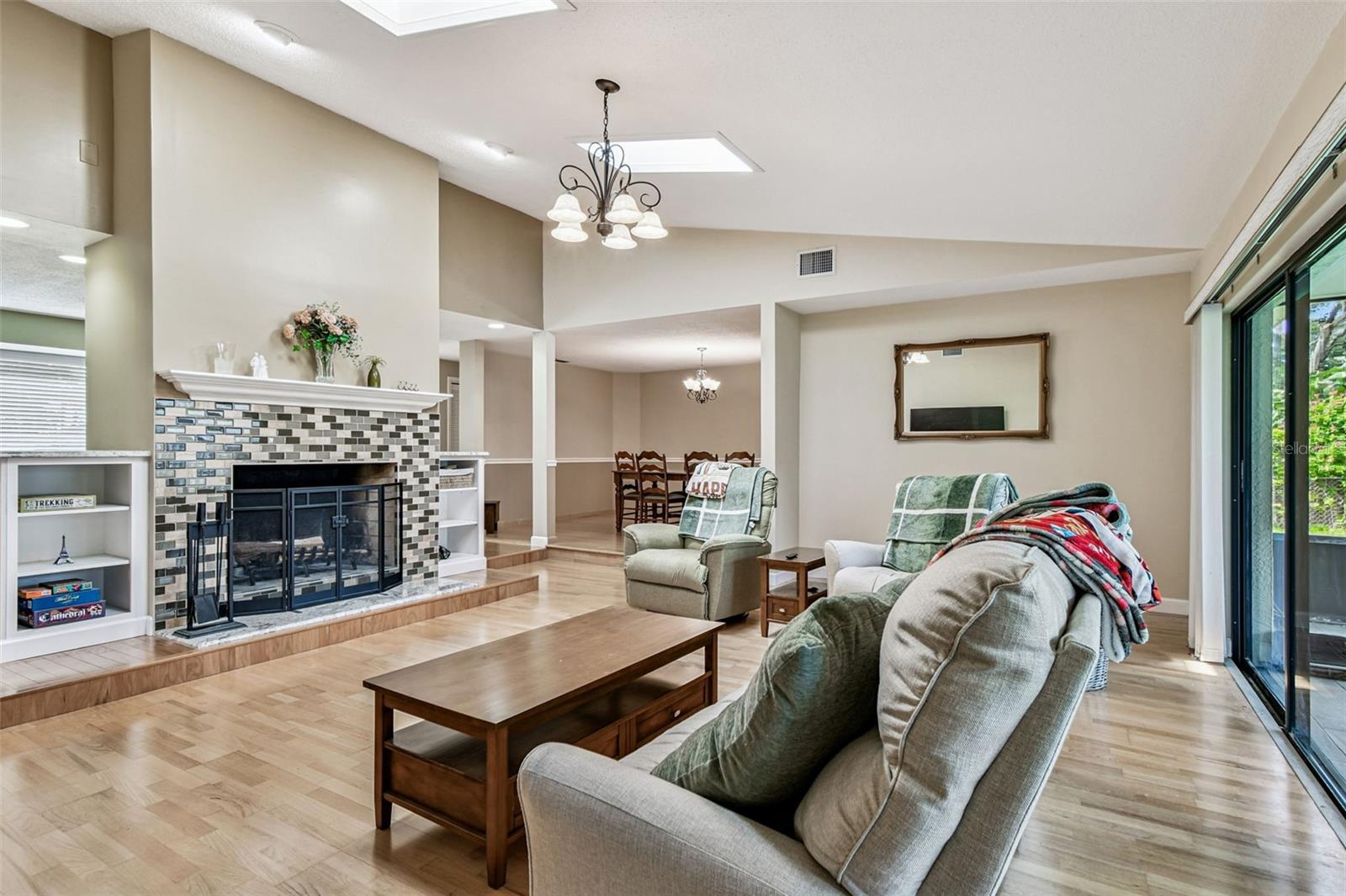 Image 14 of 69 For 765 Sandy Hook Road