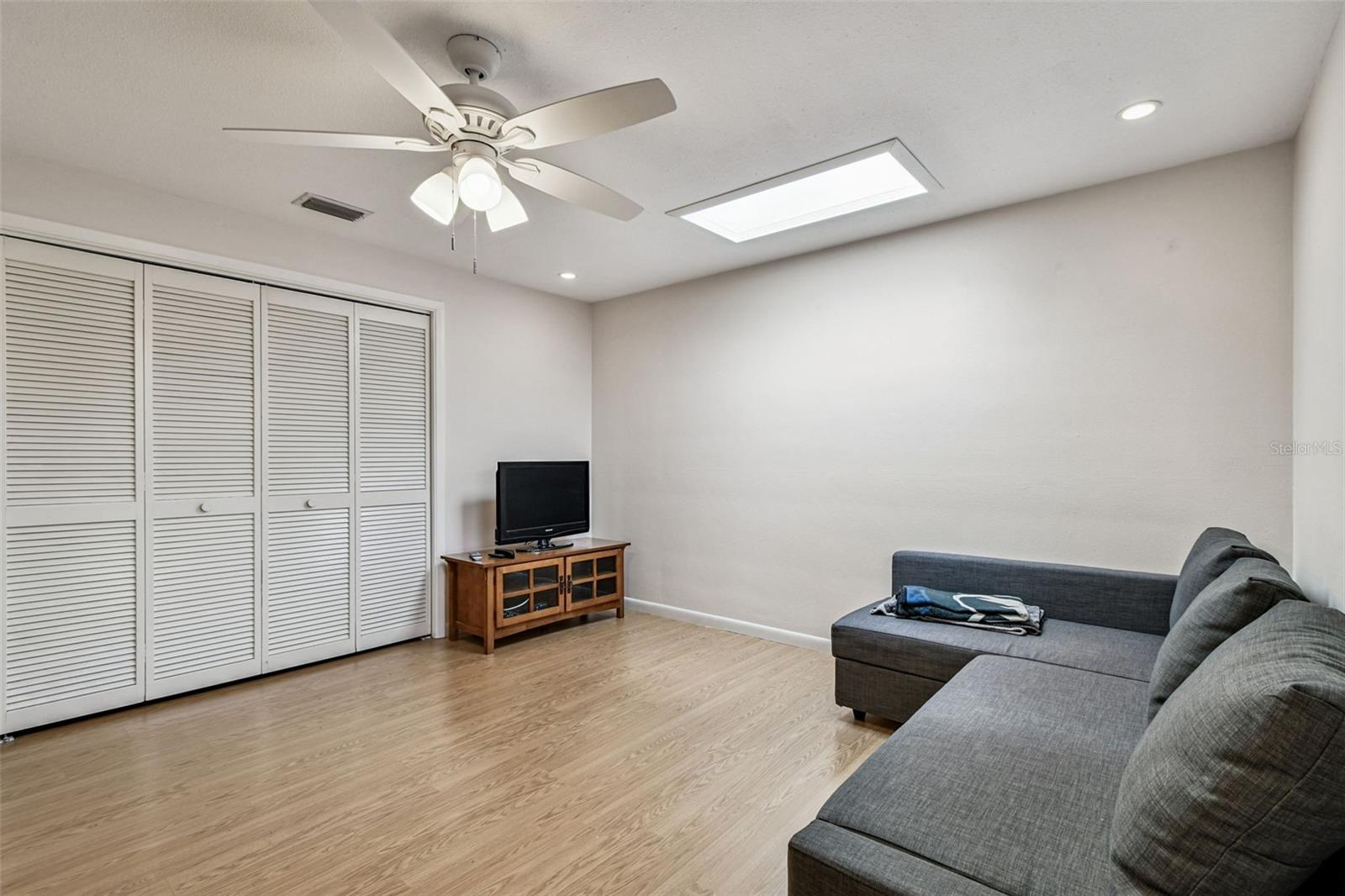 Image 28 of 69 For 765 Sandy Hook Road