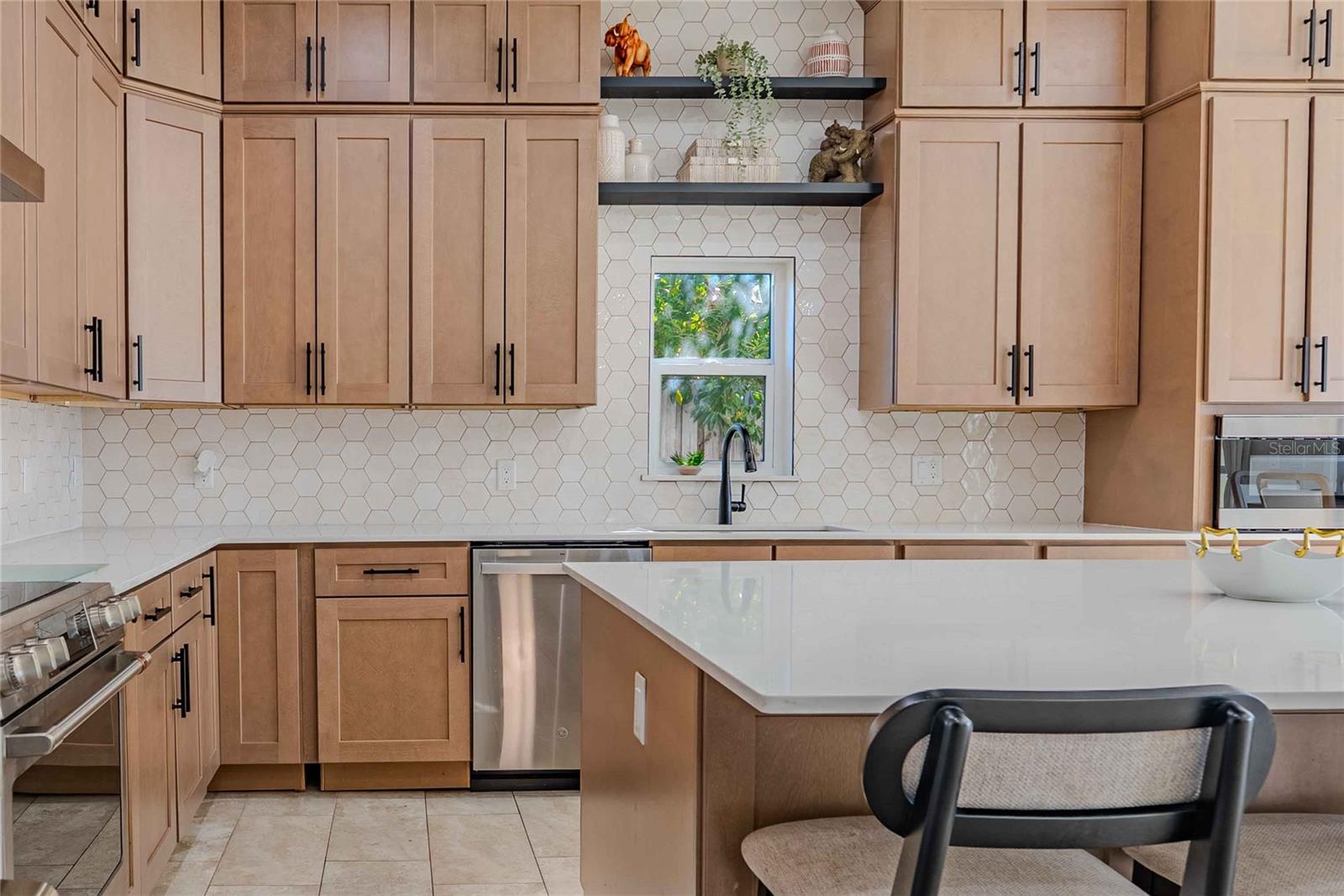 Image 11 of 44 For 519 122nd Avenue