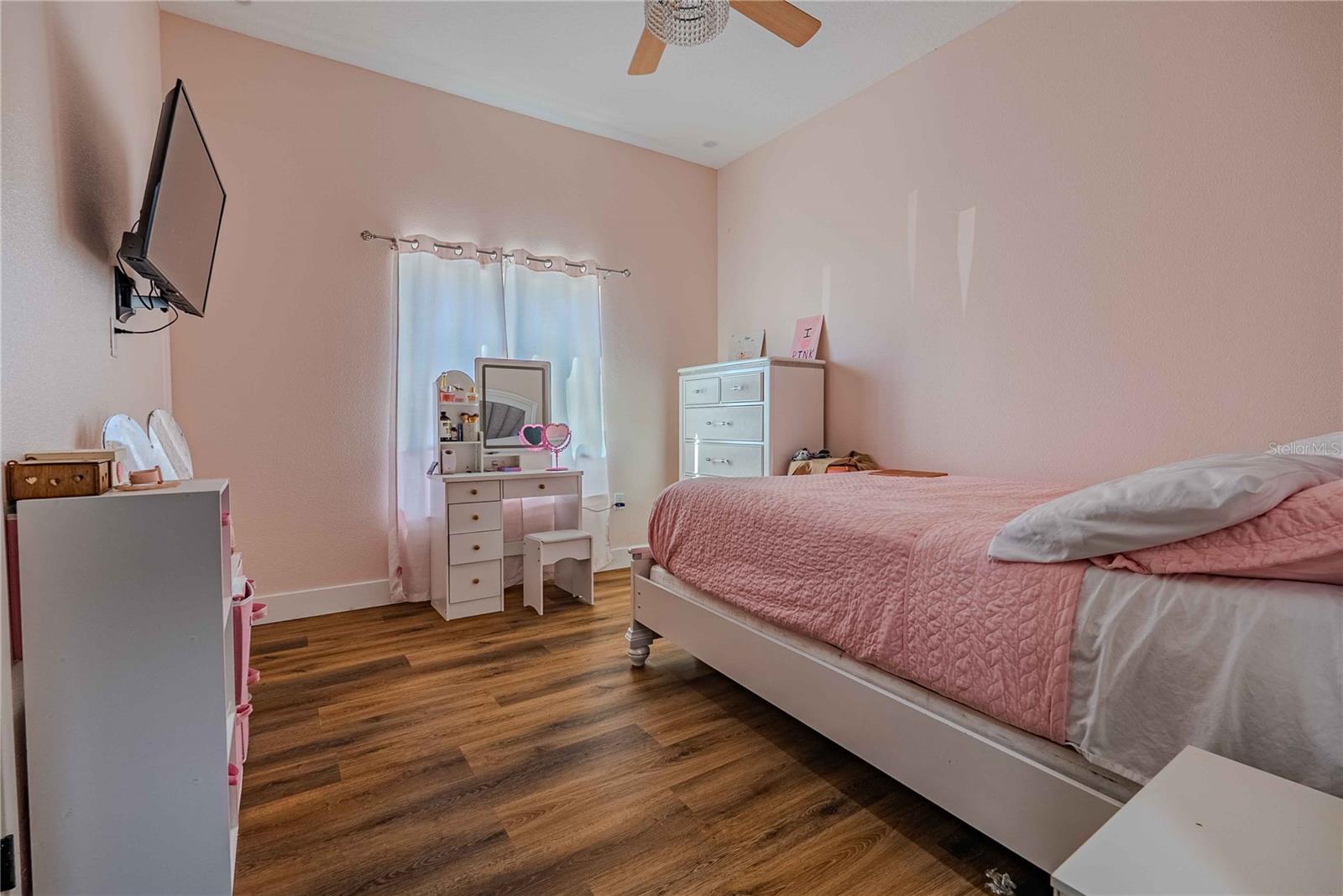 Image 16 of 44 For 519 122nd Avenue