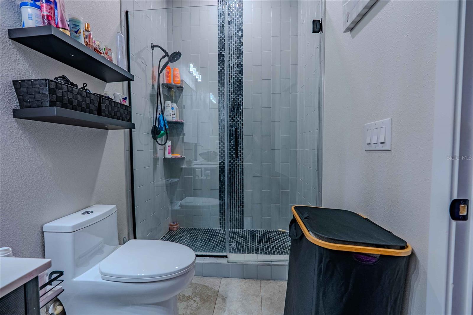 Image 18 of 44 For 519 122nd Avenue