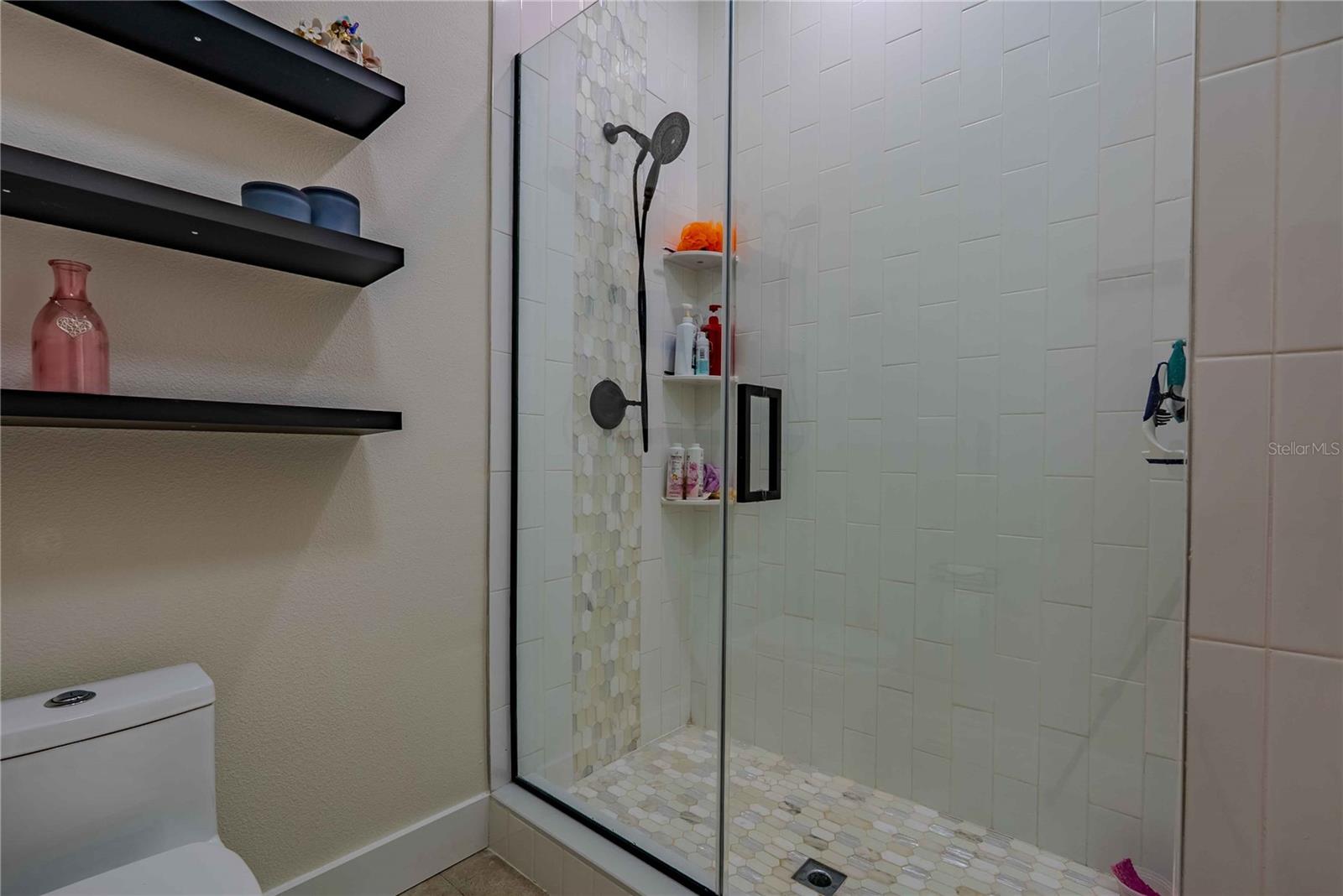 Image 31 of 44 For 519 122nd Avenue