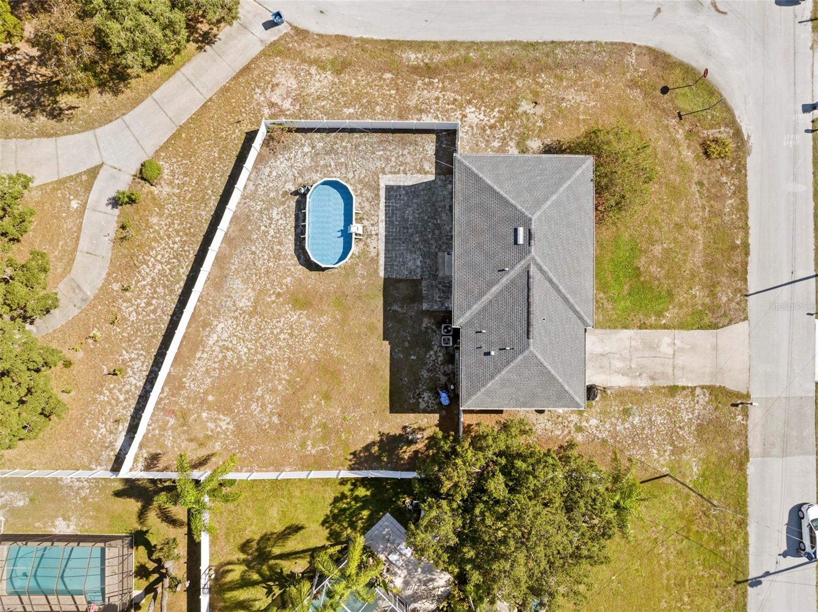 Image 46 of 60 For 7319 Lagoon Road