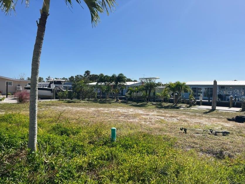 Image 11 of 37 For 766 Saint Judes Drive N