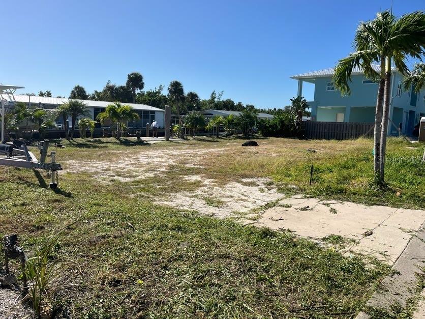 Image 2 of 37 For 766 Saint Judes Drive N