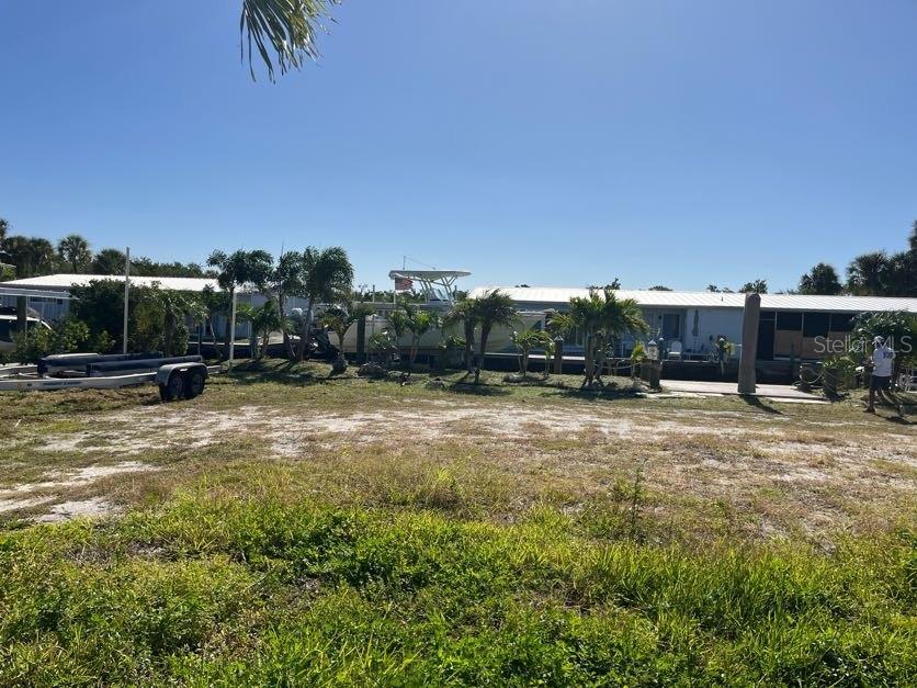 Image 5 of 37 For 766 Saint Judes Drive N