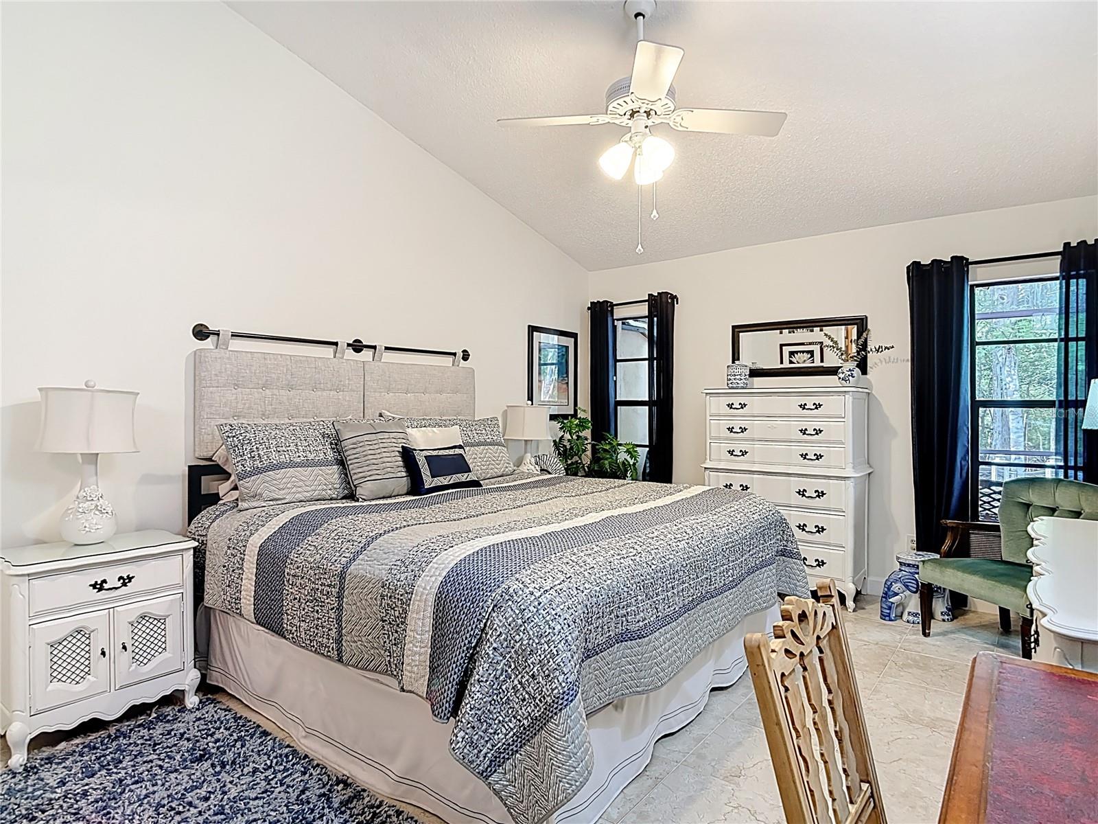 Image 25 of 49 For 3182 Windmoor Drive N