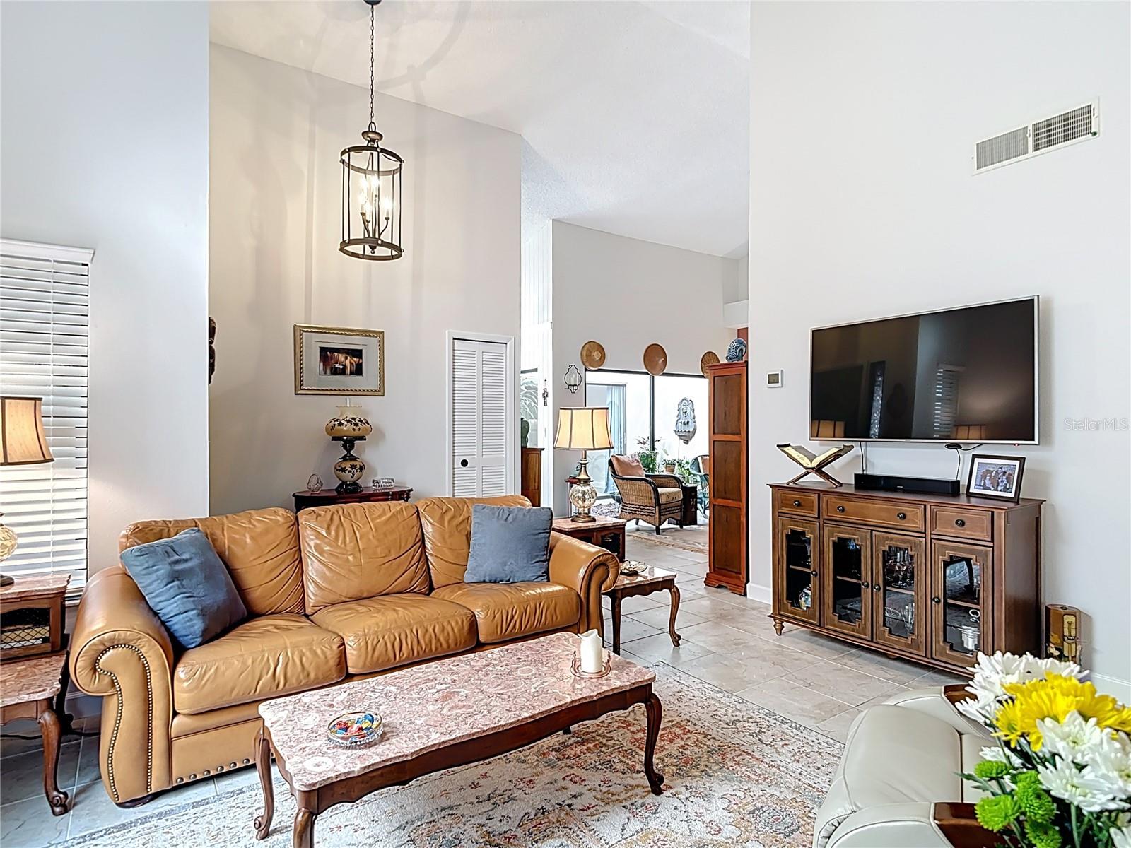 Image 5 of 49 For 3182 Windmoor Drive N