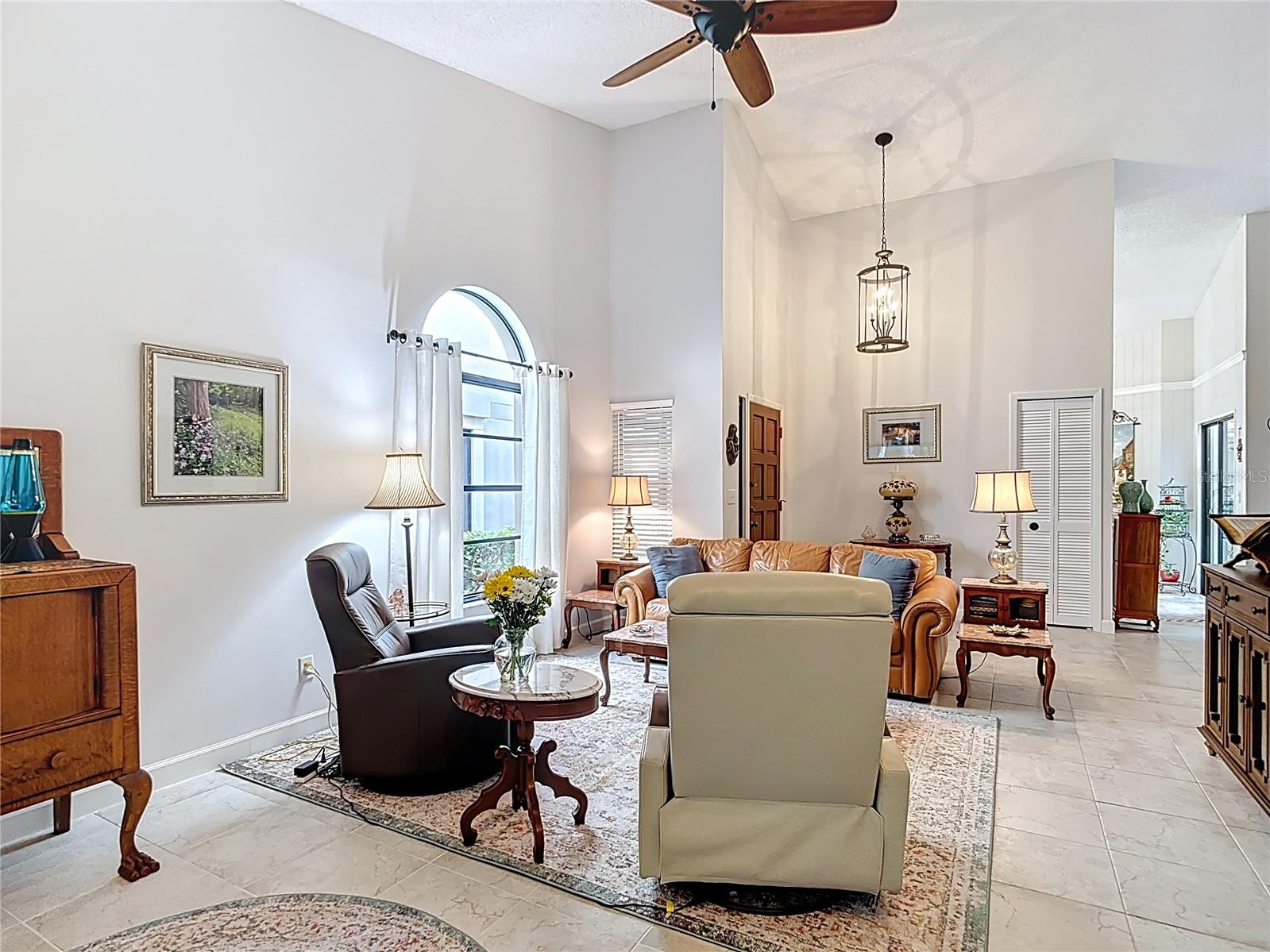 Image 6 of 49 For 3182 Windmoor Drive N