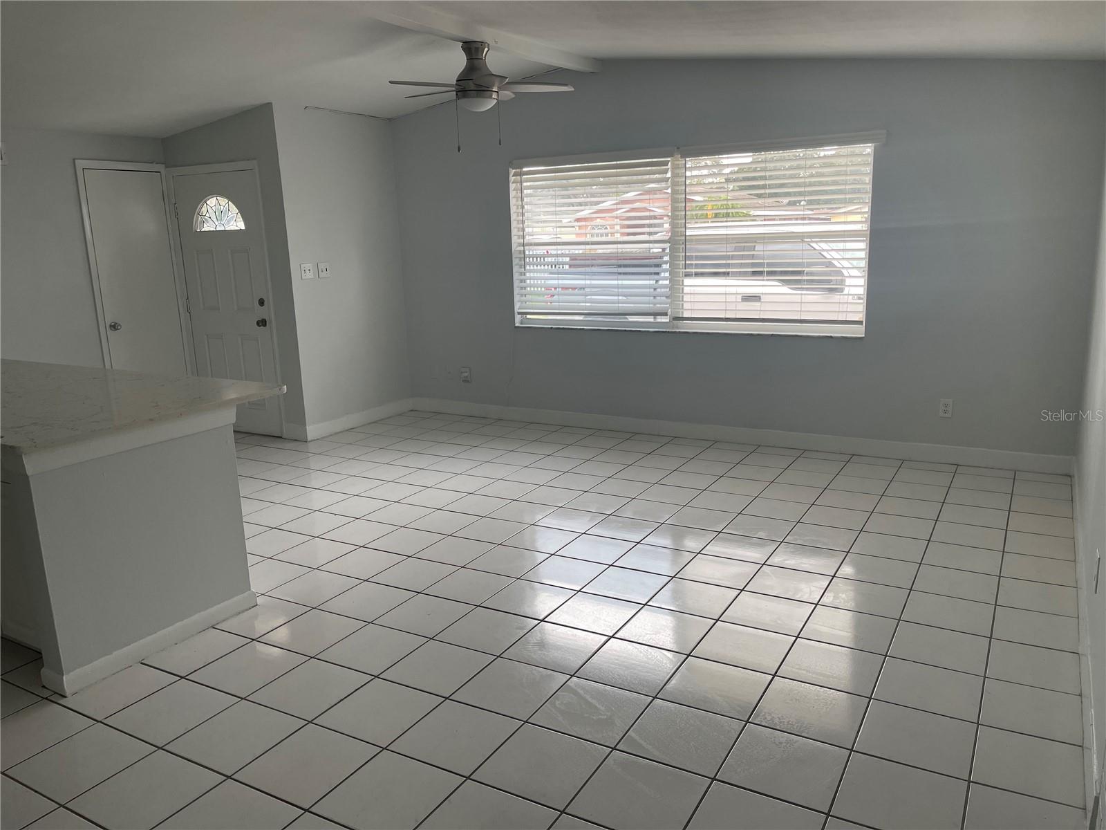 Image 19 of 65 For 5825 Thatcher Avenue