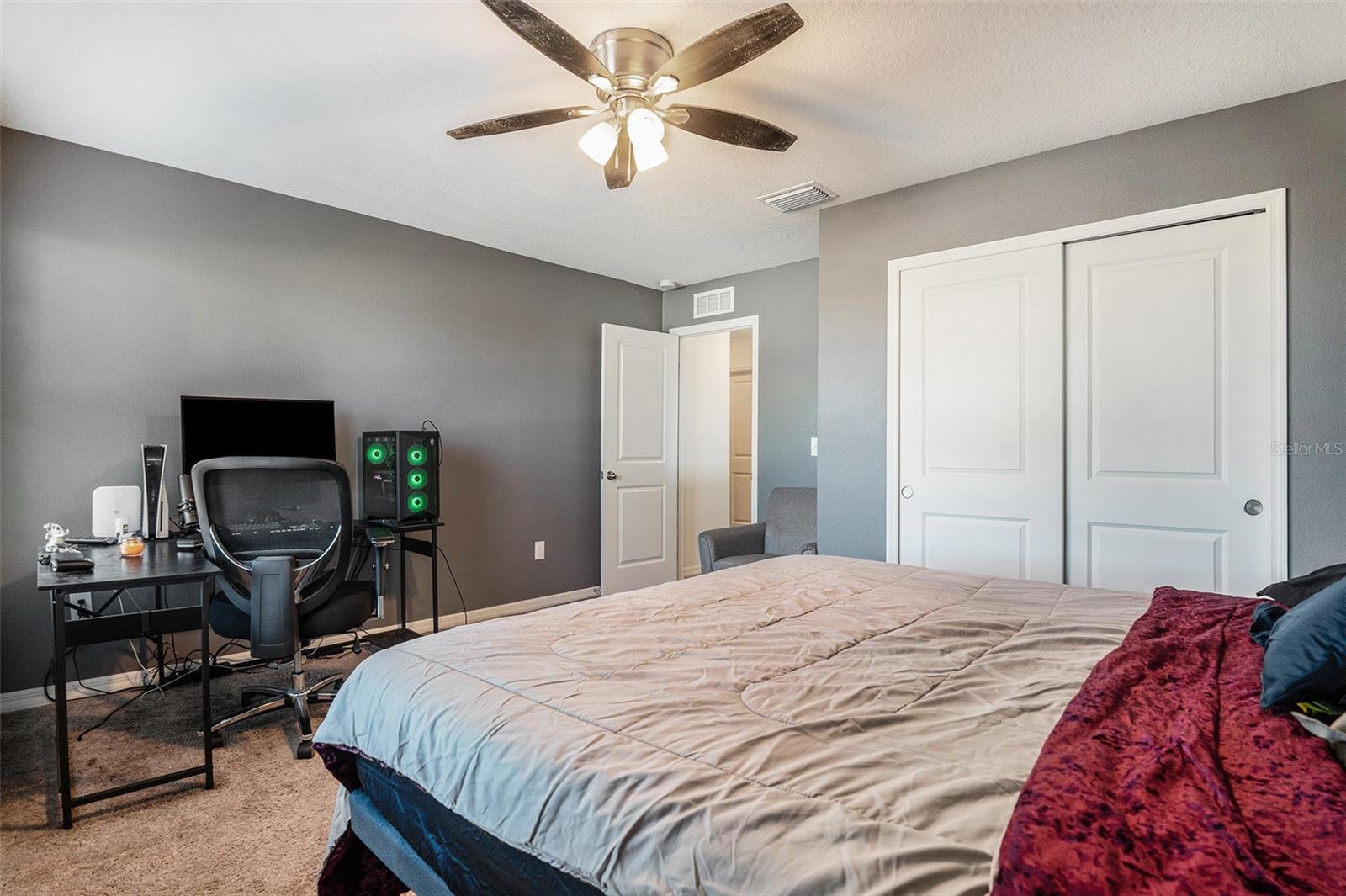 Image 19 of 33 For 12481 Aston Drive