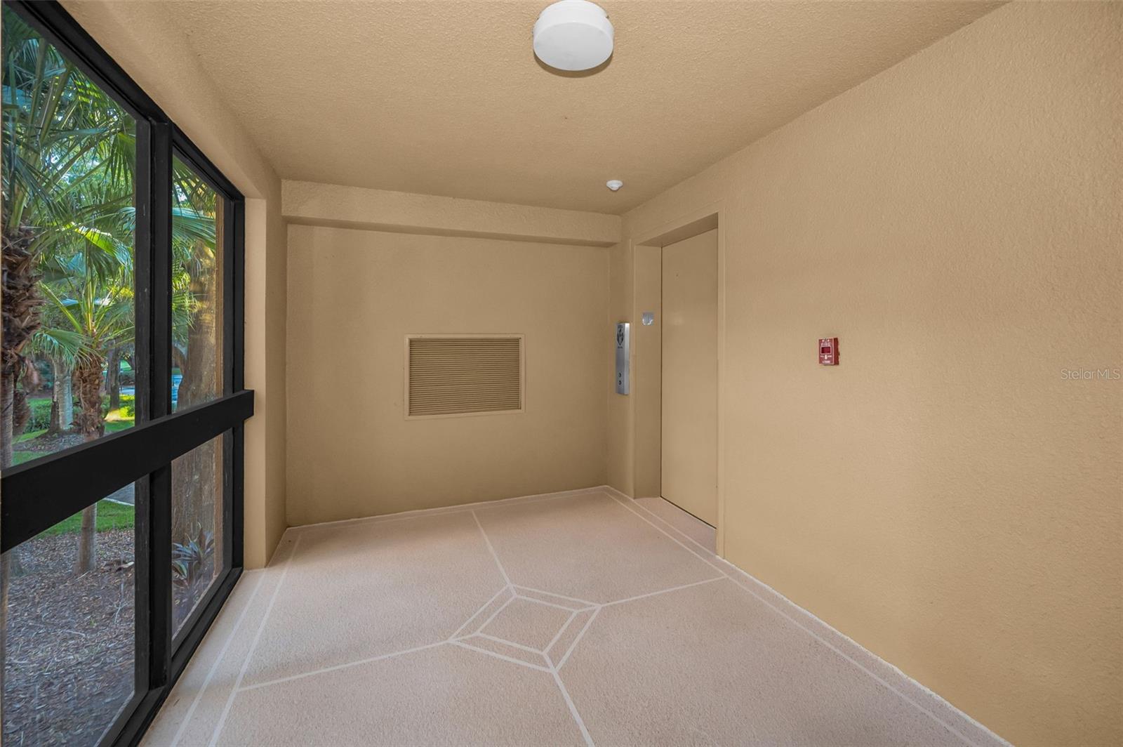 Image 13 of 85 For 3062 Eastland Boulevard 105